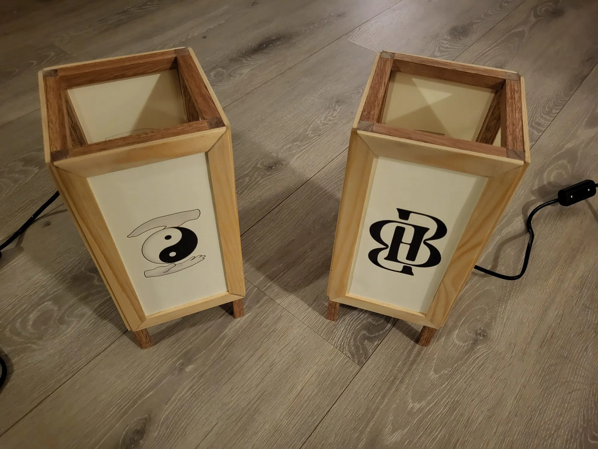 Lampen uit, met rijstpapier en frame
